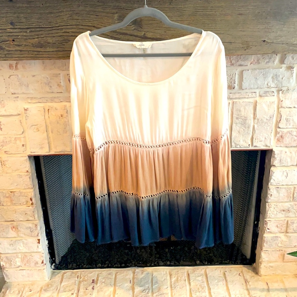 Medium Entro blouse.  Cream, brown and dark blue